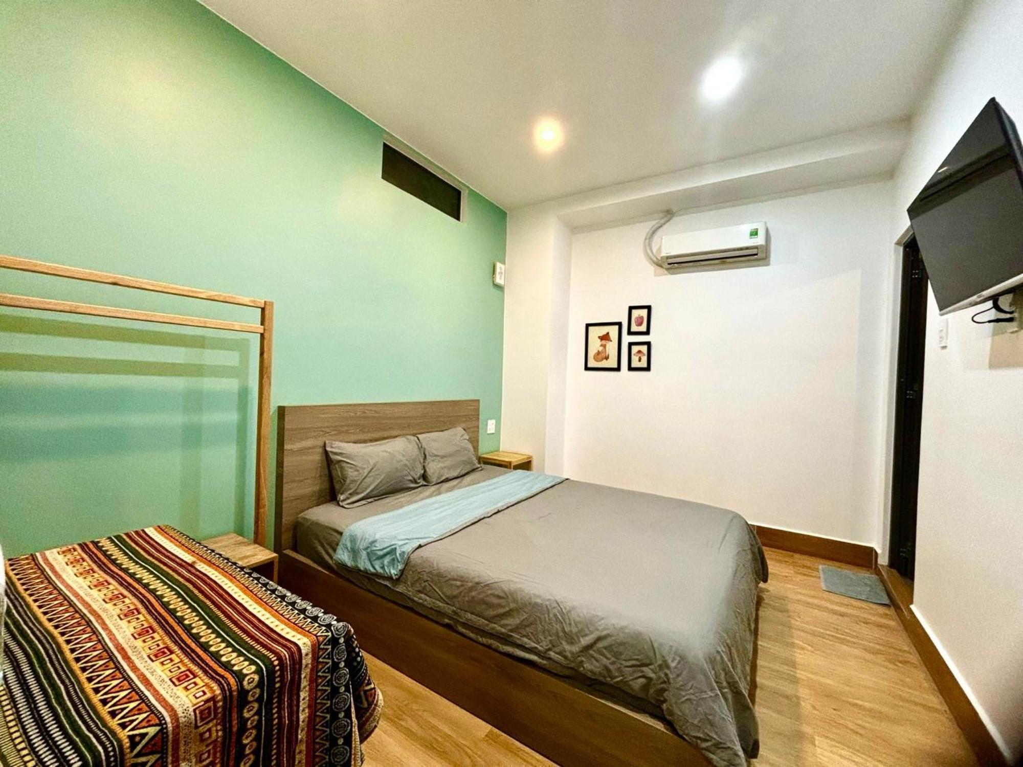 Stay Hostel 2 - 350M From The Ferry Рач Джа Екстериор снимка